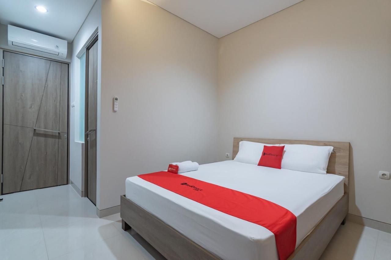 Reddoorz Plus @ Cirebon City Center المظهر الخارجي الصورة