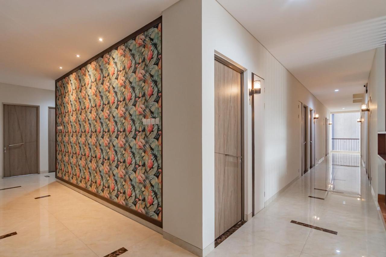 Reddoorz Plus @ Cirebon City Center المظهر الخارجي الصورة